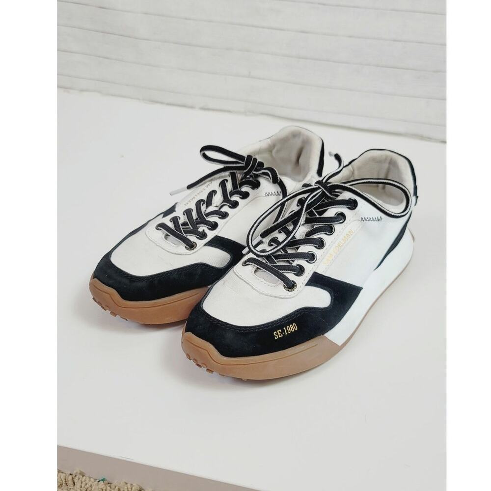 Sam Edelman Layla Sneakers in Blk/White, sz 9